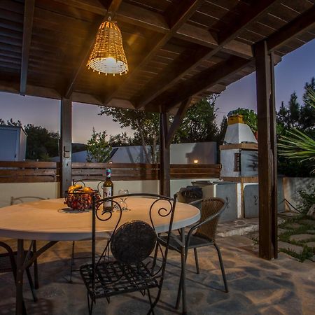 Verona Pool Villa Lakhania Dış mekan fotoğraf
